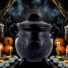 Laden Sie das Bild in den Galerie-Viewer, Cast Iron Triple Moon Cauldron Wiccan Altar Tool Pagan Witchcraft Ritual Burner