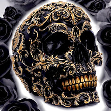 Laden Sie das Bild in den Galerie-Viewer, Ornate Black and Gold Skull Ornament Gothic Home Décor Elegant Skull Sculpture