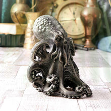 Load image into Gallery viewer, Cthulhu Octopus Figurine 14.5cm | Gothic Lovecraftian Resin Ornament, Hand-Painted Decor