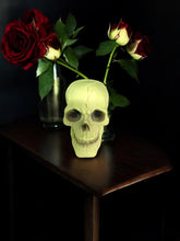 Laden Sie das Bild in den Galerie-Viewer, Small Glow-in-the-Dark Gothic Skull Ornament - 5cm Miniature Skeleton Head, Halloween Decor, Spooky Gothic Gift