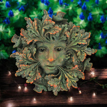 Load image into Gallery viewer, Green Spirit Weatherproof Garden Wall Plaque - Outdoor/Indoor Greenman Decor 13x13 cm Resin