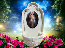 Load image into Gallery viewer, Divine Mercy Jesus Porcelain Water Font - Sacred Home Decor, Blessing Holder, 13.5 cm-OsirisTradingUK