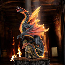 Laden Sie das Bild in den Galerie-Viewer, Fantasy Dragon Ornament Statue Mythical Creature Collectible Display Figure