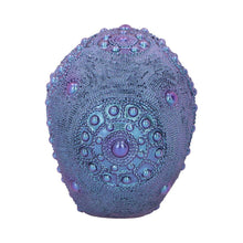 Laden Sie das Bild in den Galerie-Viewer, Gothic Jewelled Skull Figurine Gemstone Eyes Halloween Art Decor Ornament Gift