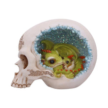 Laden Sie das Bild in den Galerie-Viewer, Dragon Resting in Skull Figurine 15cm - Crystal Cave Mother & Baby Dragon Ornament - Gothic Fantasy Decor
