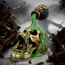 Laden Sie das Bild in den Galerie-Viewer, Witchcraft Skull Statue - Gothic Alchemy Potion Figurine Fantasy Halloween Decor