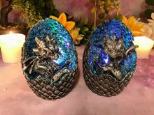 Laden Sie das Bild in den Galerie-Viewer, Set of Two Dragons Crystal Fantasy Sculpture Mythical Statue Ornament Gift-OsirisTradingUK