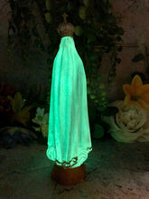 Laden Sie das Bild in den Galerie-Viewer, Glow in the Dark Blessed Virgin Mary Our Lady of Fatima Statue Luminous-OsirisTradingUK