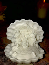 Load image into Gallery viewer, Alabaster Nativity Jesus Figurine Sculpture Virgin Mary Religious Ornament