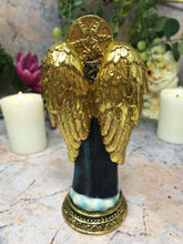 Laden Sie das Bild in den Galerie-Viewer, St. Uriel Erzengel Statue religiöse Figur Heilige Skulptur Ornament 15 cm