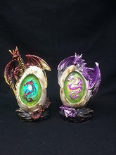 Laden Sie das Bild in den Galerie-Viewer, Pair of Dragons Guarding Egg LED Light Sculpture Statue Dragon Figurine-OsirisTradingUK