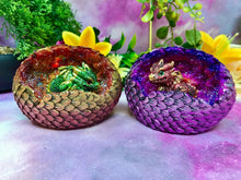 Load image into Gallery viewer, Set of Two Dragons Crystal Fantasy Sculpture Mythical Statue Ornament Gift