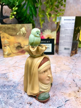 Charger l'image dans la galerie, Sculpture de reproduction du musée Headfooter avec hibou Statue de Jérôme Bosch