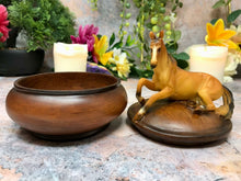 Charger l'image dans la galerie, Round Horse Trinket Box Sculpture Ornament Secret Stash Equestrian Gift-OsirisTradingUK
