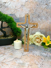 Charger l'image dans la galerie, Wooden Crucifix Hanging Wall Cross Silver Metal Corpus Christi Religious-OsirisTradingUK