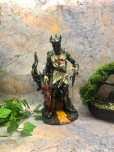 Charger l'image dans la galerie, Templar Knight with Dragon Figurine Crusader Statue Ornament Fantasy Sculpture-OsirisTradingUK