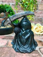 Laden Sie das Bild in den Galerie-Viewer, Dark Gothic Fallen Angel of Death Sculpture with LED Light Occult Grim Reaper-OsirisTradingUK