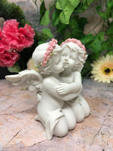 Load image into Gallery viewer, Guardian Angel Figurine Kissing Cherubs Statue Ornament Sculpture Gift