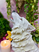 Load image into Gallery viewer, Novelty Howling Wolf Figurine Statue Ornament-OsirisTradingUK
