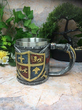 Laden Sie das Bild in den Galerie-Viewer, Medieval Style Templar Tankard Beer Glass Stein Crusader Table Decoration-OsirisTradingUK