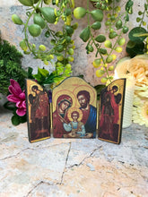 Charger l'image dans la galerie, Icône triptyque de la Sainte Famille Marie Jésus Joseph Style plaque murale religieuse Décor