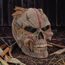 Charger l'image dans la galerie, Scarecrow Skull Figurine Creepy Harvest Gothic Horror Halloween Decoration Art
