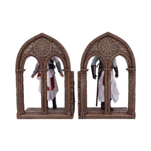 Load image into Gallery viewer, Assassin’s Creed Bookends Altaïr Ezio Figures Gamer Shelf Ornament Collectible
