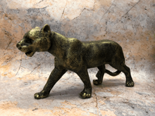 Laden Sie das Bild in den Galerie-Viewer, Antique Bronze Effect Panther Sculpture Figurine Solid Metal Statue Ornament-OsirisTradingUK
