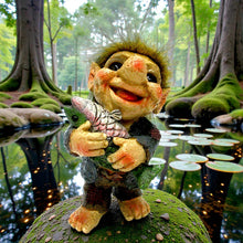 Laden Sie das Bild in den Galerie-Viewer, Nordic Troll with Fish Figurine Cute Resin Fantasy Ornament Mythical Folk Decor
