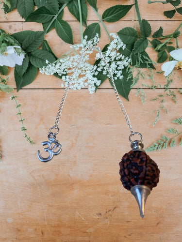 Sacred Rudraksha Pendulum with Om Charm, Spiritual Dowsing Tool, Meditation and Yoga Divination Pendant, Hinduism Inspired Energy Healing-OsirisTradingUK