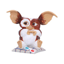 Laden Sie das Bild in den Galerie-Viewer, Gizmo 3D Glasses Figurine Gremlins Collectible Movie Gift Pop Culture Ornament
