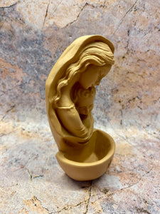 Virgin Mary and Child Holy Water Font – Resin Spiritual Decor, Christian Prayer Wall Hanging, Blessing Water Basin, Religious Gift Idea-OsirisTradingUK