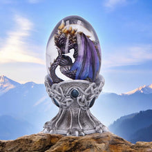 Laden Sie das Bild in den Galerie-Viewer, Air Baby Dragon Egg Figurine - Resin Fantasy Statue Gothic Home Decor 12cm
