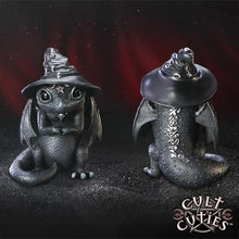 Load image into Gallery viewer, Lizard Figurine Cult Cuties Collectible Gothic Decor Wiccan Statue Home Decor
