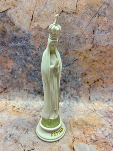 Lady of Fatima Resin Statue – Serene Virgin Mary Figurine, Religious Spiritual Decor, Inspirational Catholic Icon for Prayer and Devotion-OsirisTradingUK