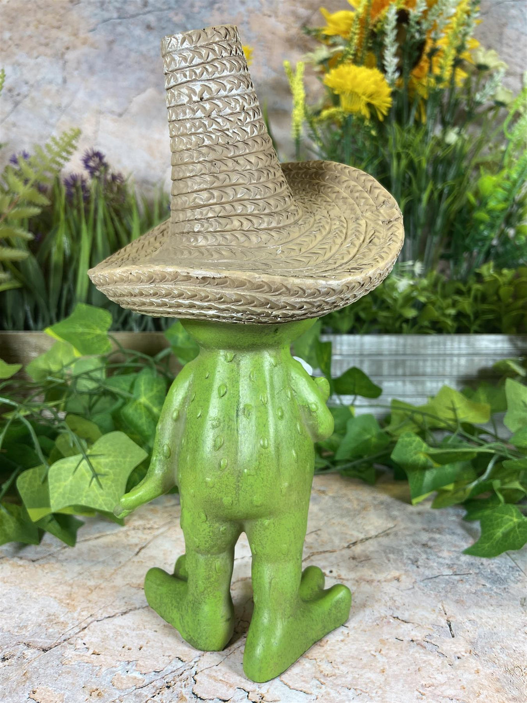Hilarious Resin Frog with Sombrero: Quirky 21.5-inch Garden Ornament for Fun-Loving Spaces-OsirisTradingUK