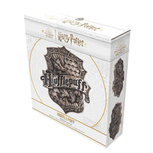 Load image into Gallery viewer, Harry Potter Hufflepuff Wall Plaque 20.5cm - Officially Licensed Hogwarts House Decor
