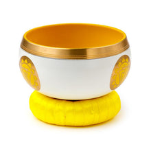 Laden Sie das Bild in den Galerie-Viewer, Chakra Healing Singing Bowl Yellow Sound Bowl for Mindful Relaxation Buddhist
