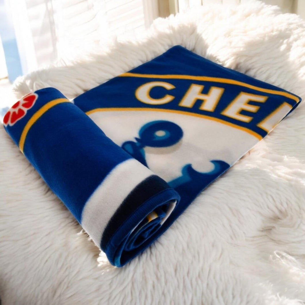 Chelsea FC Official Fleece Blanket – Soft & Warm, Large Club Crest Design
