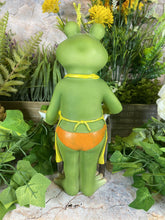 Load image into Gallery viewer, Hilarious Resin Frog Barbeque Chef Garden Ornament - Bring Fun to Your Outdoor Space!-OsirisTradingUK
