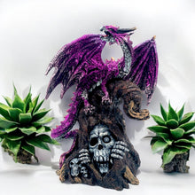Laden Sie das Bild in den Galerie-Viewer, Amethyst Dragon LED Figurine - Keeper of the Death Gate Gothic Decor Ornament
