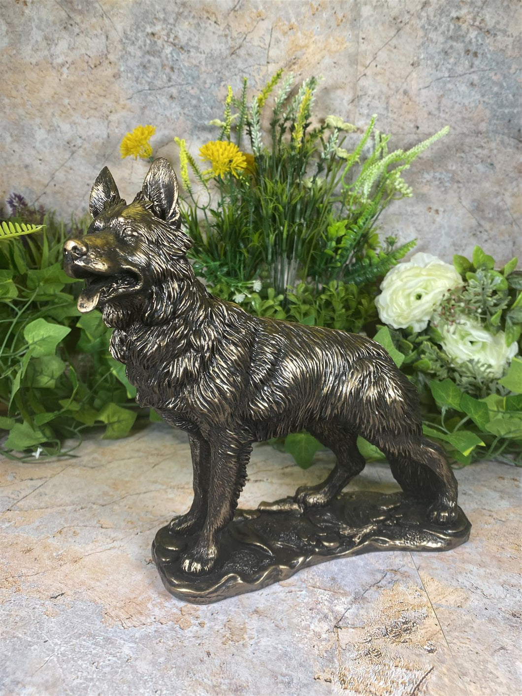 Exquisite German Shepherd Bronze Effect Dog Ornament Sculpture Collectible Gift