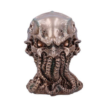 Laden Sie das Bild in den Galerie-Viewer, Bronze Cthulhu Skull Figurine  James Ryman 20cm  Resin Artwork Inspired by Cthulhu
