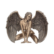 Charger l&#39;image dans la galerie, Bronze Angel Nude Figurine Gothic Fallen Angel Statue Sensual Winged Sculpture
