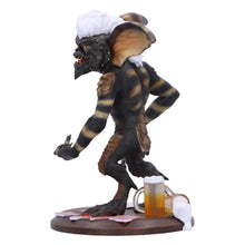 Laden Sie das Bild in den Galerie-Viewer, Stripe Gremlin Collectible Figure Licensed Merchandise Gothic Horror Statue Gizmo
