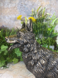 Exquisite German Shepherd Bronze Effect Dog Ornament Sculpture Collectible Gift