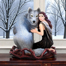 Laden Sie das Bild in den Galerie-Viewer, Wolf Guardian Woman Figurine Anne Stokes Fantasy Art Gothic Pagan Wicca Resin Collectible
