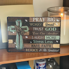 Charger l&#39;image dans la galerie, Rustic Christian Wall Sign Metal Plaque Trust God Cross Faith Quote Home Decoration
