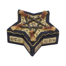 Laden Sie das Bild in den Galerie-Viewer, Magick Protector Wiccan Broomstick Box 16cm | Gothic Occult Decor | Hand-Painted
