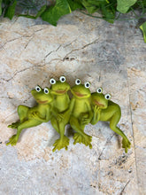 Load image into Gallery viewer, Ribbiting Frog Friends Shelf Sitter Figurine Handmade Resin Craft 17 cm-OsirisTradingUK
